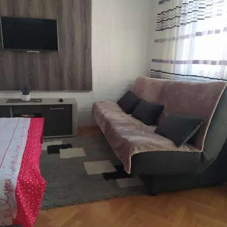 Apartment Bolero *